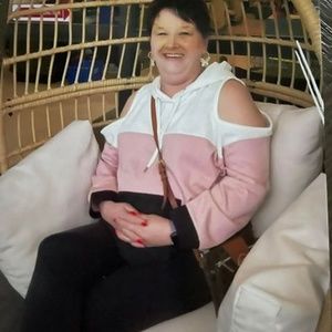 Meet your Posher, Sherry